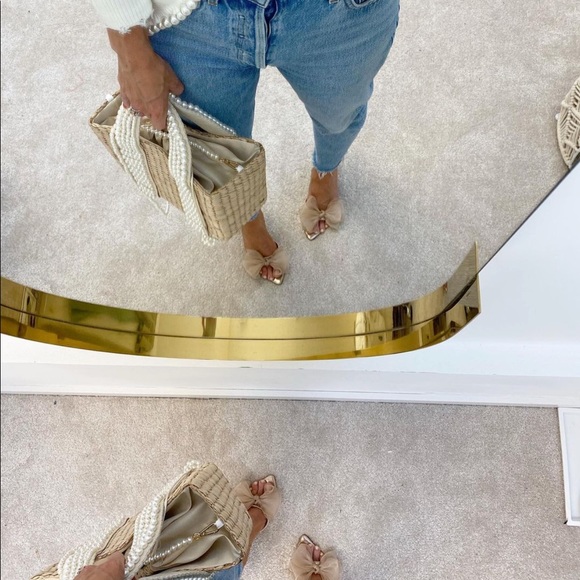 Champagne Tone Bow Pointed Dress Slippers - Picture 5 of 7